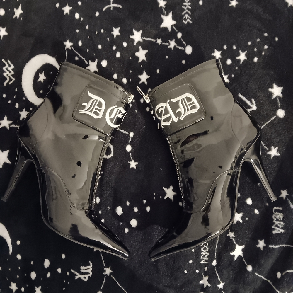 Widow Death Rock Patent Booties